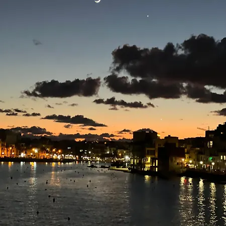 Private Garage Included - Sea Side Дом отдыха Марсаскала