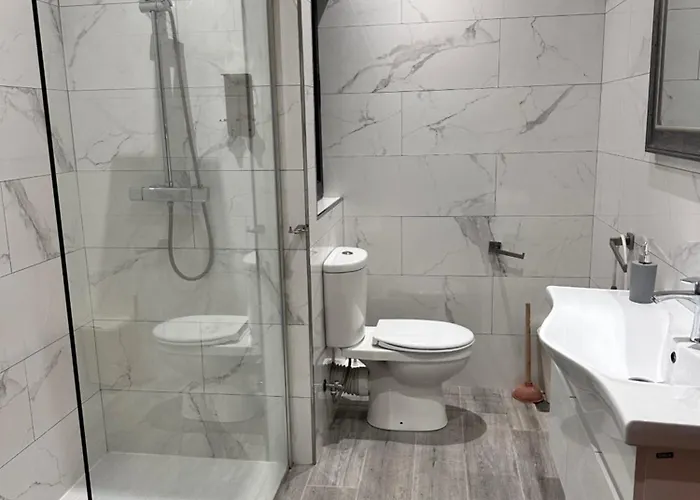 Private Garage Included - Sea Side Casa vacanze Marsaskala