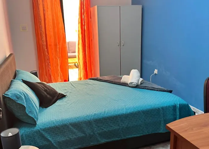 Private Garage Included - Sea Side *