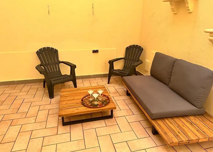 Private Garage Included - Sea Side Casa vacanze *