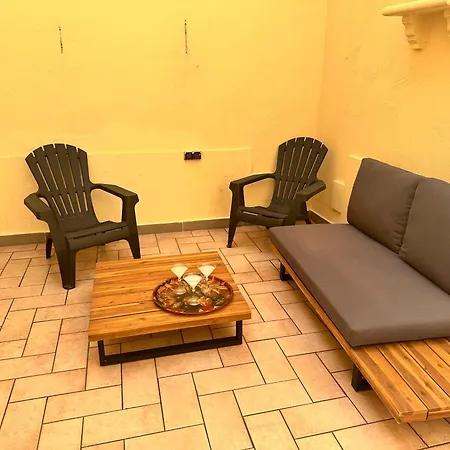 Private Garage Included - Sea Side Сasa de vacaciones *